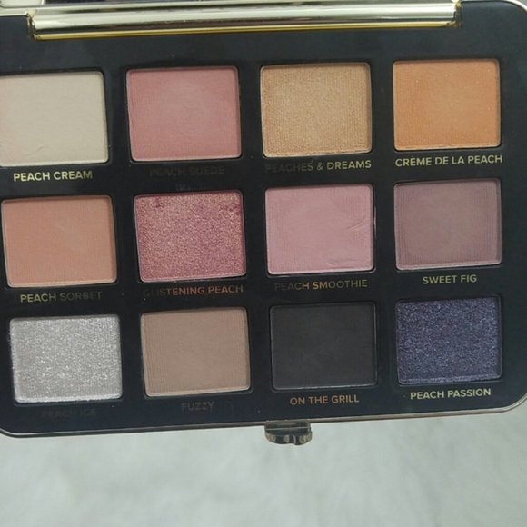 Too faced eyeshadow palette - Picture 2 of 4
